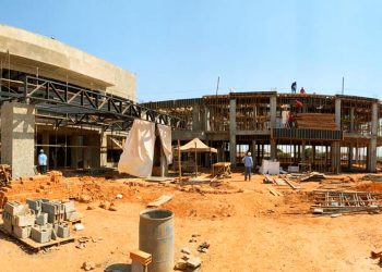 Construção da nova Câmara de Aparecida de Goiânia | Foto: Luciano Lima