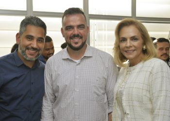 Johnathan Medeiros, Gustavo Mendanha e Márcia Tinoco | Foto: Claudivino Antunes