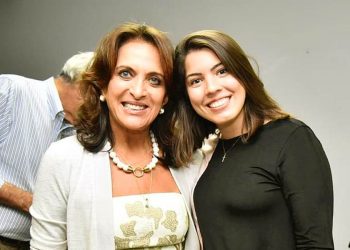 Gracinha Caiado e Carol Araújo, pré-candidata do DEM à Câmara de Aparecida | Foto: Reprodução / Instagram