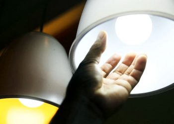 Segundo MP, baixa renda está livre de pagar a conta de energia por 3 meses | Foto: Marcelo Camargo/Agência Brasil