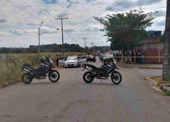 suspeitos roubo confronto PM Goiânia