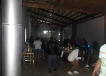 PM fecha festas aglomeração Aparecida