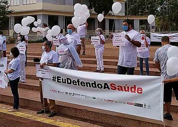 Ato do Sindsaúde na Praça Cívica no dia 20 de maio | Foto: Divulgação
