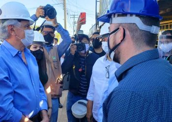 Apreensão de Gustavo Mendanha chamou a atenção durante evento com o governador Ronaldo Caiado | Foto: Folha Z