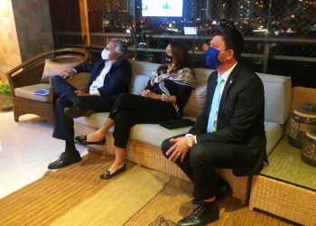 Ronaldo Caiado, Gracinha Caiado e Glaustin da Fokus | Foto: Divulgação