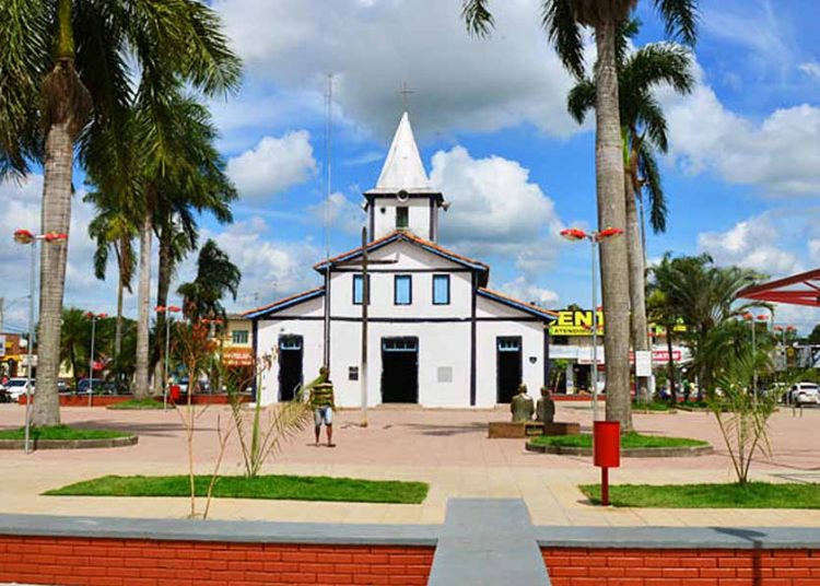 Igreja Matriz de Aparecida de Goiânia | Foto: Claudivino Antunes