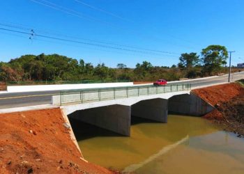 Prefeitura entrega a ponte sobre o Córrego Taquaral, no Bairro Goiá | Foto: Divulgação