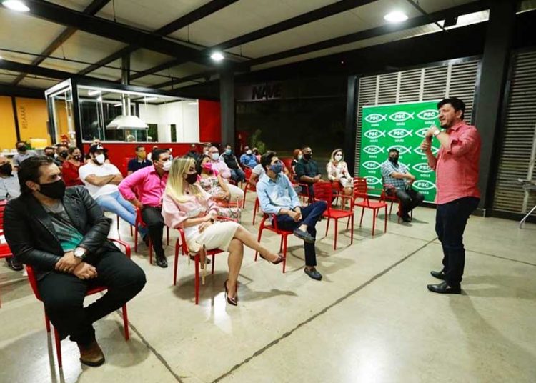 Glaustin da Fokus fala em reunião de pré-candidatos do PSC em Aparecida | Foto: Divulgação