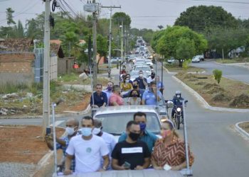 Participantes de carreatas devem ficar dentro dos veículos o tempo todo em Aparecida | Foto: Reprodução/Assessoria Gustavo Mendanha