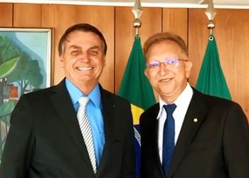 Jair Bolsonaro e João Campos