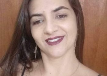 professora Goiatuba achada Aparecida