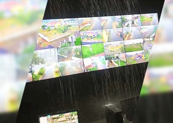 Central de Videomonitoramento de Aparecida de Goiânia ficou alagada devido a infiltrações | Foto: Reprodução