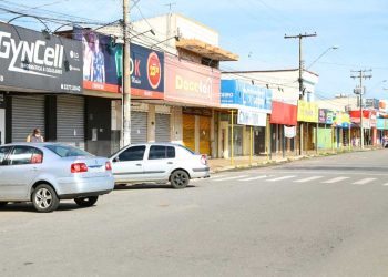 Escalonamento regional em prática na Avenida Alvorada, Cruzeiro do Sul, em Aparecida de Goiânia | Foto: Enio Medeiros
