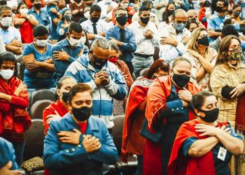Culto em igreja com protocolos sanitários da pandemia de covid-19 | Foto: Reprodução