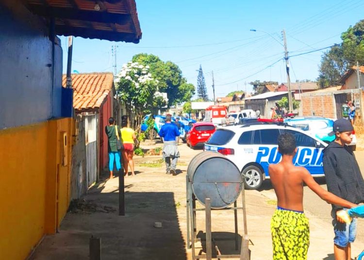 Ocorrência da Polícia Militar no Jardim Alto Paraíso | Foto: Leitor/ FZ