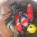 Bombeiro resgata homem que caiu dentro de cistera em Aparecida de Goiânia | Foto: CMBGO