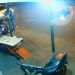 Motociclista morreu no hospital após colidir contra porta de caminhonete aberta em um rua do setor Marista Sul, em Aparecida de Goiânia | Foto: Reprodução