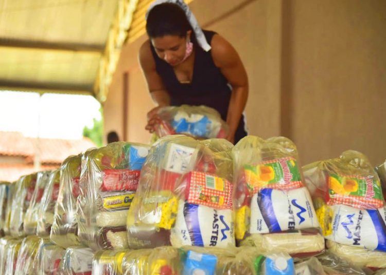 Prefeitura de Aparecida inicia nova etapa da distribuição de cestas de alimentos para Escolas e CMEIs | Foto: Rodrigo Estrela