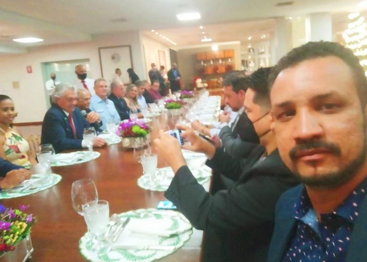 Jantar de ex-mendanhistas com Ronaldo Caiado | Foto: Reprodução