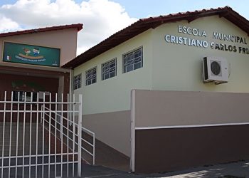 Escola Municipal Cristiano Carlos França, em São Luís de Montes Belos | Foto: Divulgação