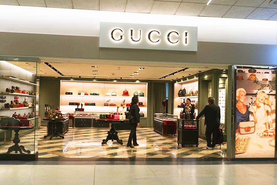 Gucci inaugura primeira loja exclusiva para homens no Brasil