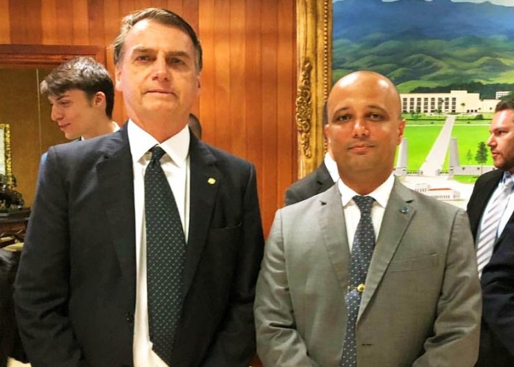 Jair Bolsonaro e Vitor Hugo | Foto: Reprodução