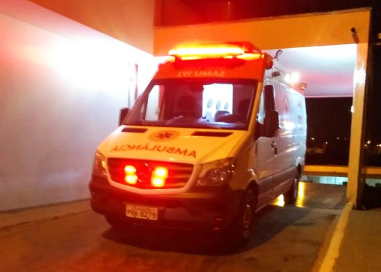 Ambulância do Samu leva paciente até o Hospital Estadual de Aparecida de Goiânia (Heapa) | Foto: Leitor / FZ