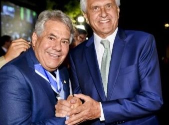 Ronaldo Caiado e Luiz do Carmo permanecem de mãos dadas e senador irá coordenar campanha entre eleitorado evangélico (Foto: Divulgação)