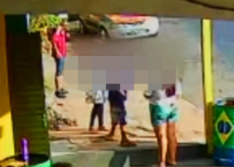 Vídeo mostra assassino confeço dançando em distribuidora antes de raptar e matar menina de 12 anos em Goiânia | Foto: Reprodução