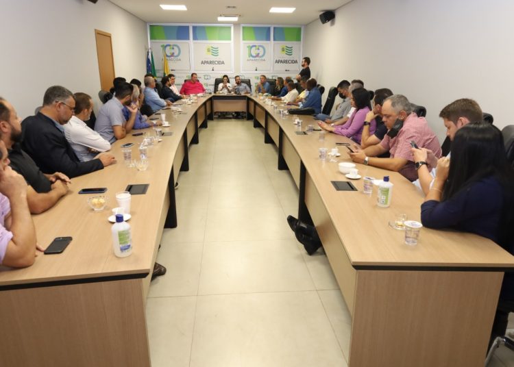 Reunião do prefeito e secretários em Aparecida de Goiânia | Foto: Wigor Vieira