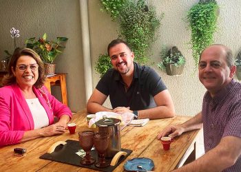 Rosângela Rezende, Gustavo Mendanha e Gugu Nader | Foto: Reprodução / Instagram