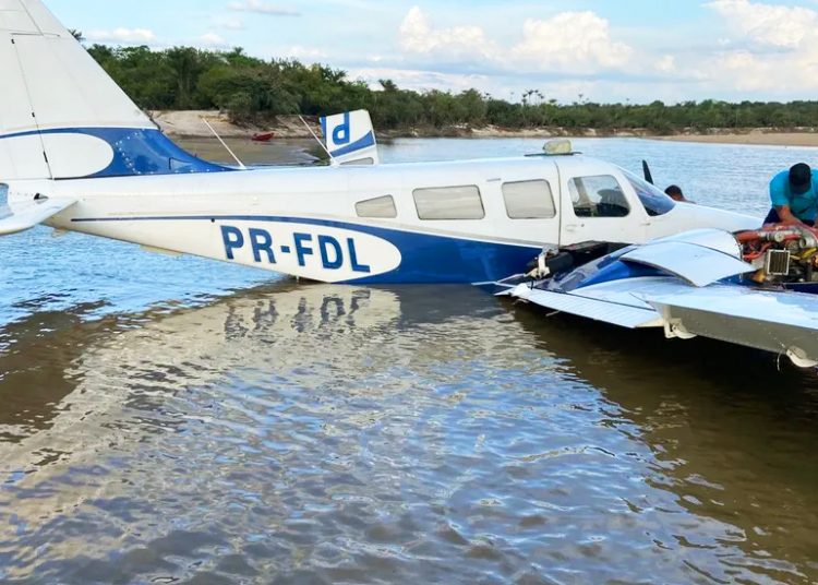 Avião de pequeno porte faz pouso forçado em praia de Boa Vista (RR) | Foto: Reprodução