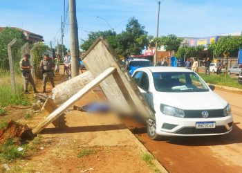 Ponto de ônibus caiu e matou trabalhador de 27 anos em Aparecida de Goiânia | Foto: Leitor / FZ