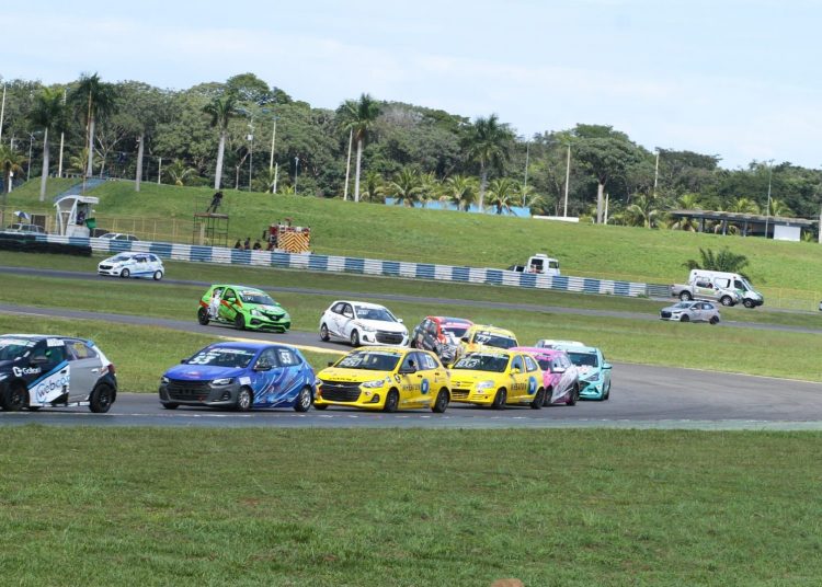 Autódromo recebe 2ª etapa de Campeonato Goiano e do Centro-Oeste | Foto: Fábio César