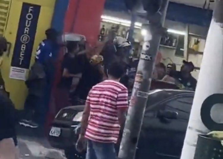 PM sozinho é atacado durante abordagem no centro de SP | Foto: Reprodução