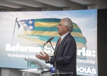 Caiado recebe apoio de deputados