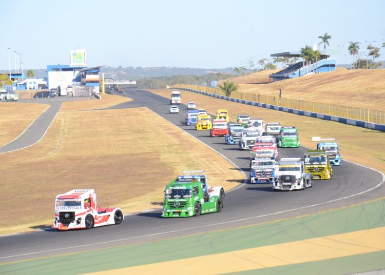 Autódromo Internacional de Goiânia completa 49 anos e vai receber 8 corridas neste final de semana