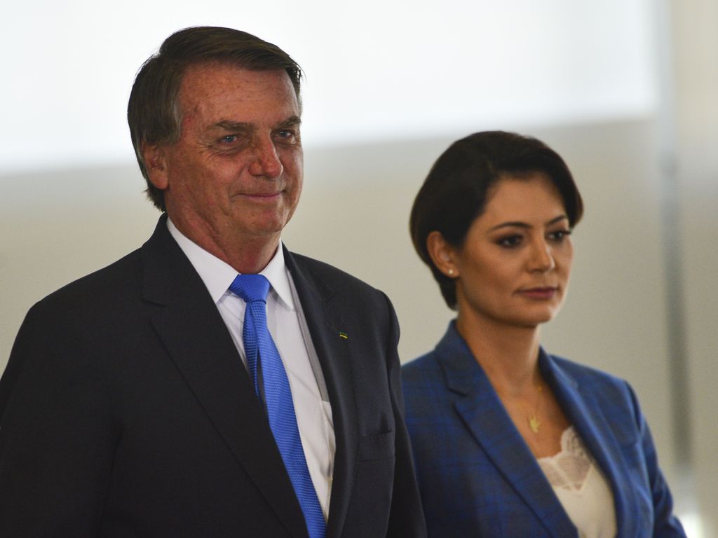 Homenagens para Bolsonaro e Michele são articuladas para acontecer na Alego