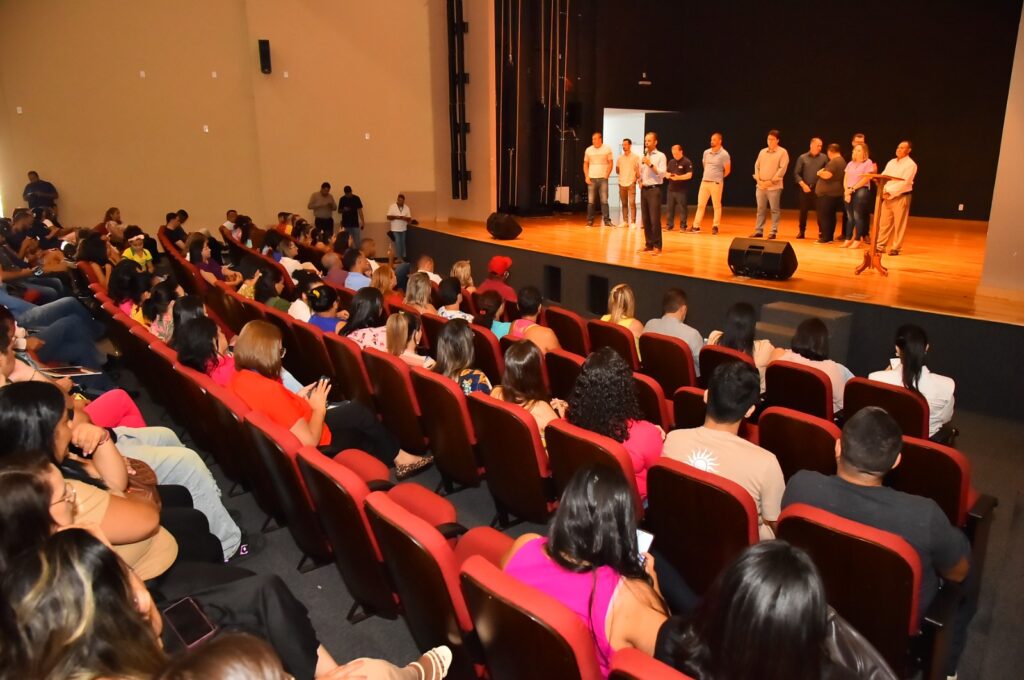 Servidores da enfermagem tiveram encontro com Prefeitura para definir pagamento de piso | Foto: Rodrigo Estrela/Prefeitura de Aparecida de Goiânia