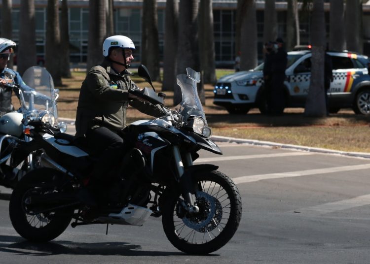 Durante a presidência, Bolsonaro organizou série de motociatas em todo o país | Foto: Marcello Casal Jr/Agência Brasil