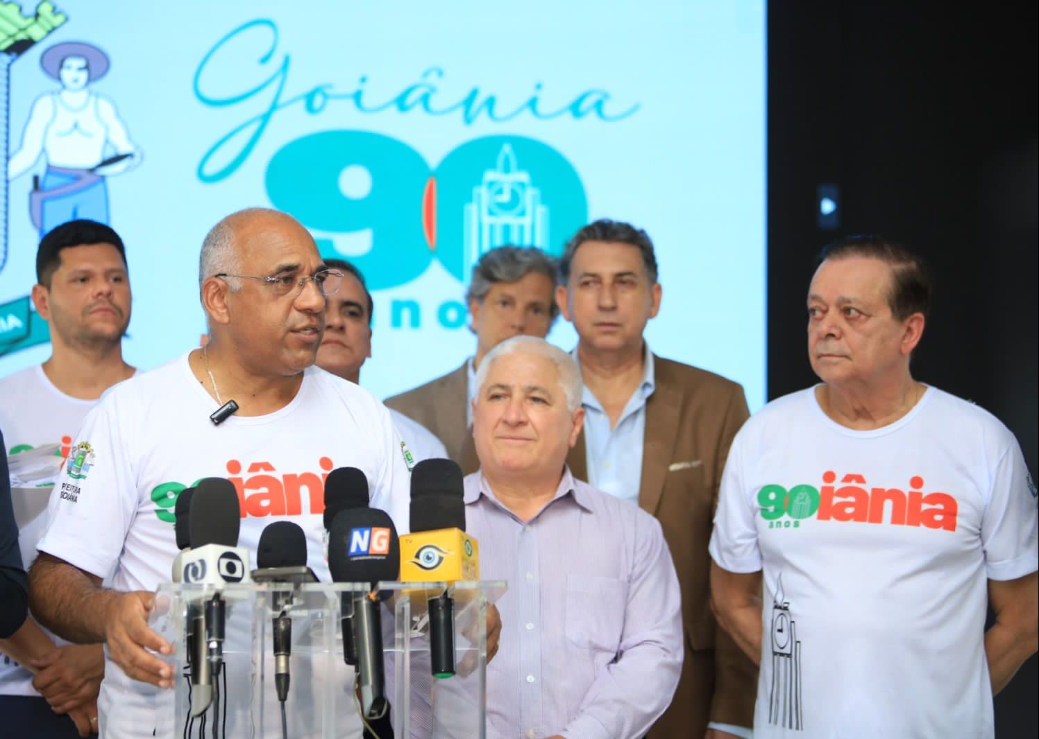 Aniversário de 90 anos de Goiânia terá Leonardo e mais de 10 shows no mês de outubro - prefeito de goiania anuncio