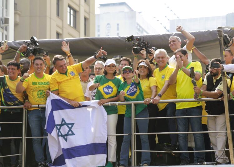 Governador Ronaldo Caiado esteve ao lado de Bolsonaro e lideranças de direita em ato na Avenida Paulista | Foto: Divulgação