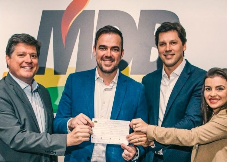Gustavo Mendanha marcou retorno ao MDB em encontro com lideranças do partido | Foto: Divulgação