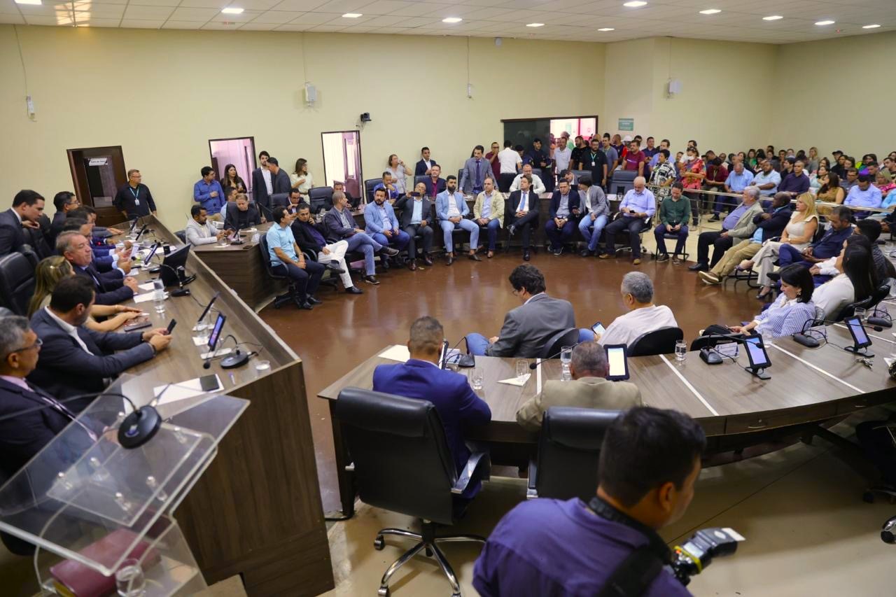 Sessão de prestação de contas de Vilmar Mariano | Foto: Câmara Municipal de Aparecida de Goiânia