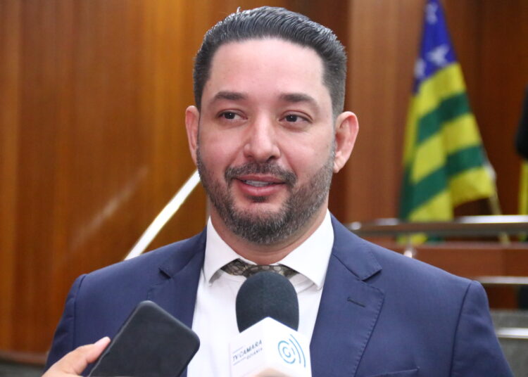 Articulação do presidente da Câmara Municipal, Romário Policarpo (PRD) e do vereador Thialu Guiotti (Avante) levou ao consenso para eleger Thialu vice-presidência do Poder Legislativo.