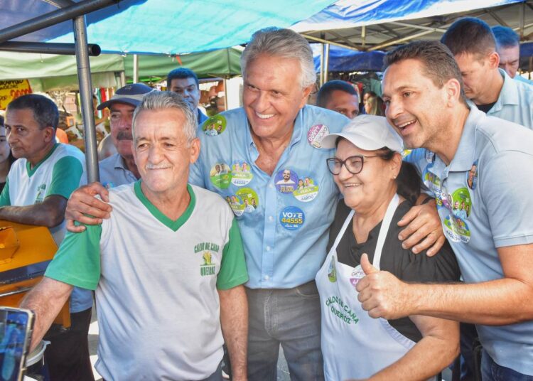 Governador Ronaldo Caiado acompanhou Leandro durante vista à feira | Foto: Rodrigo Estrela