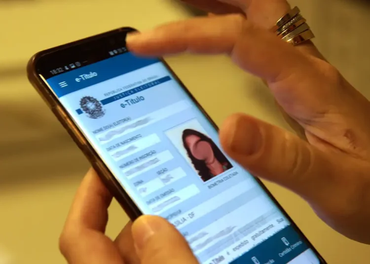 SAIBA como atualizar e usar e-Título como documento oficial para votar nas eleições