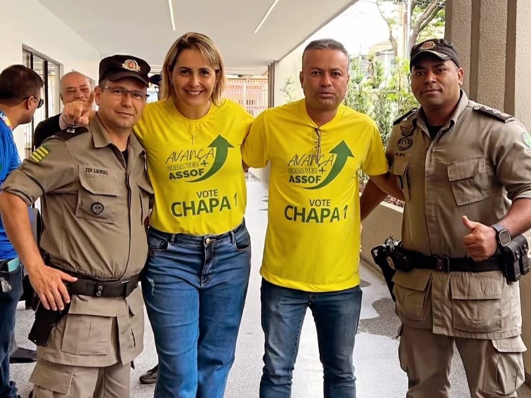 Coronel Cardoso, com apoiadores | Foto: Divulgação