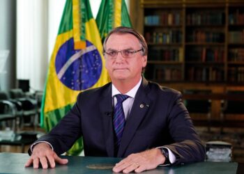 Bolsonaro concede entrevista a rádio goiana nesta 6ª