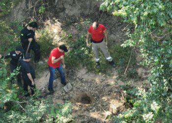 Ação dos Bombeiros e da Polícia Civil encontrou os corpos das vítimas | Foto: Divulgação